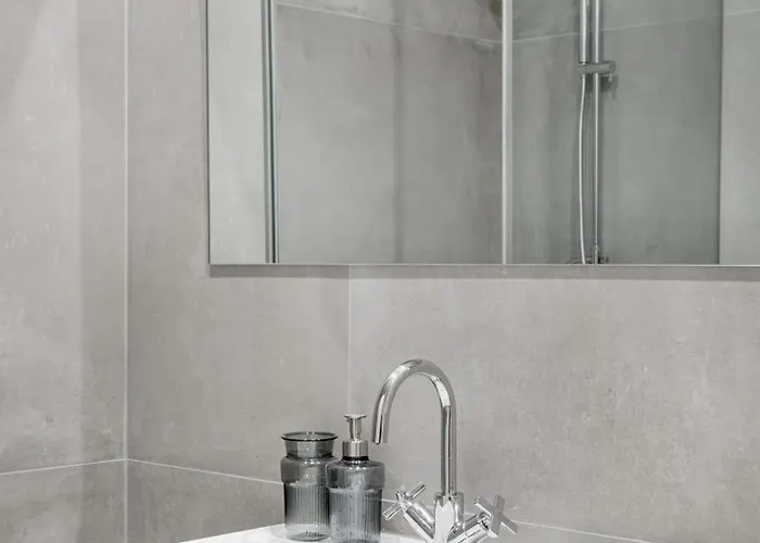 Ab10 Modern With Ac And Balcony Apartment Lisbon