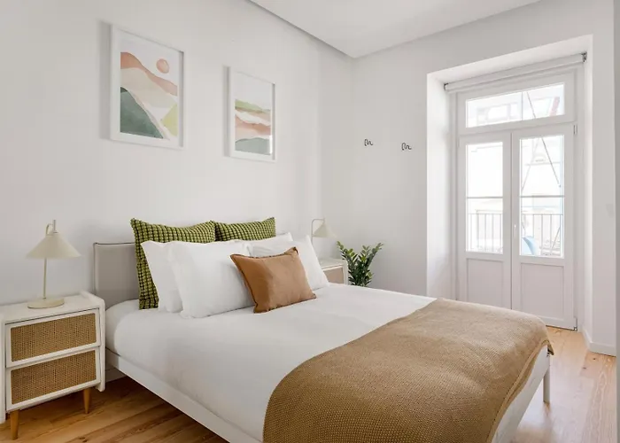 Ab10 Modern With Ac And Balcony شقة *