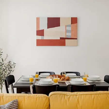 公寓 Ab10 Modern With Ac And Balcony