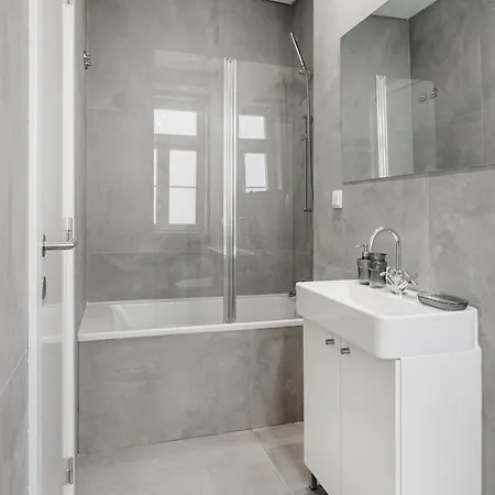 公寓 Ab10 Modern With Ac And Balcony